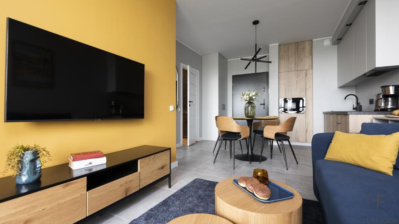 Flatbook - City Center Apartments Chlebova With Gym Гданск Екстериор снимка
